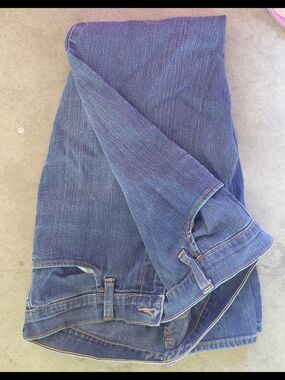 Old Navy Women's Blue Boot-Cut Jeans